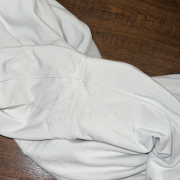 38. Lululemon Every Moment Pant 26" - Picture 6 of 11